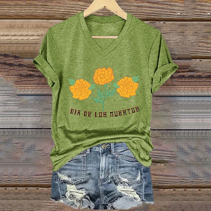 Mexican Retro Day Of The Dead Dia De Los Muertos Inspired Painting V-Neck T-Shirt